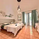 Americas 2br, Pool & Garden, Close To Beach, La37 公寓