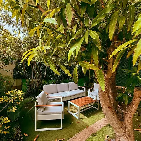 Americas 2br, Pool & Garden, Close To Beach, La37 דירה