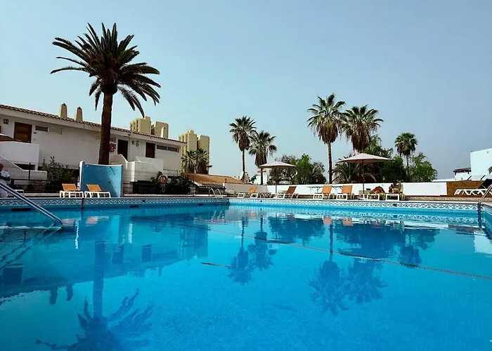 Americas 2br, Pool & Garden, Close To Beach, La37 Apartmán