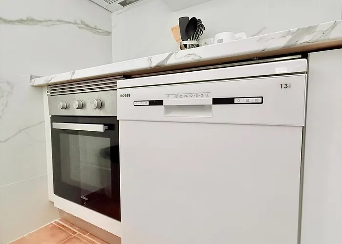 Americas 2br, Pool & Garden, Close To Beach, La37 Apartmán Playa de las Americas (Tenerife)
