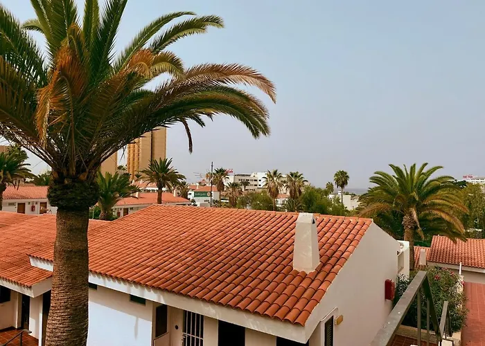 Americas 2br, Pool & Garden, Close To Beach, La37 Playa de las Americas (Tenerife)